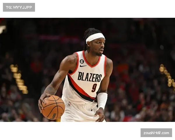 开拓者阵容调整：霍勒迪领衔首发，夏普与阿夫迪亚携手出战本场比赛